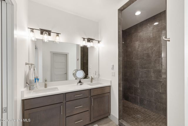 2418 N Atlas Rd, Coeur D'alene, ID 83814