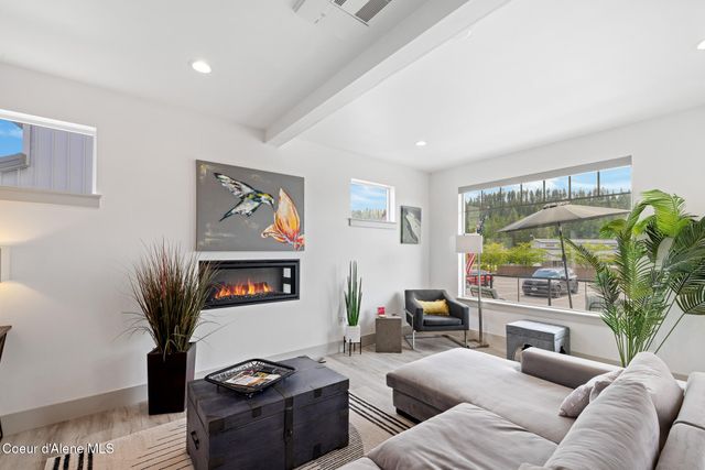 2418 N Atlas Rd, Coeur D'alene, ID 83814