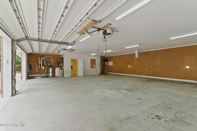 7936 Grenezay Road, Wilmington, NC 28411