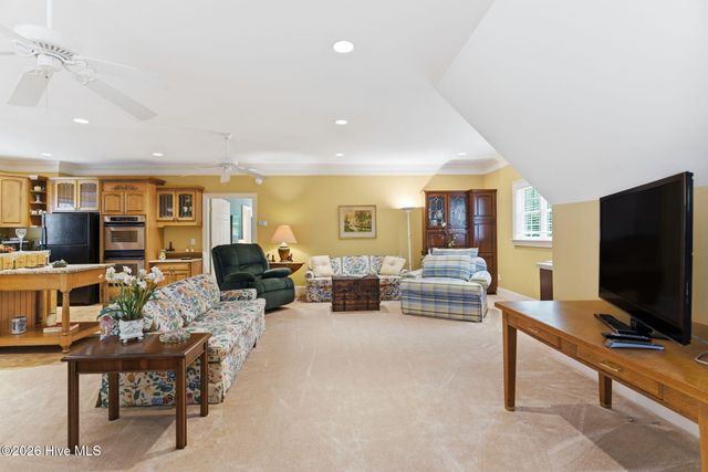 7936 Grenezay Road, Wilmington, NC 28411