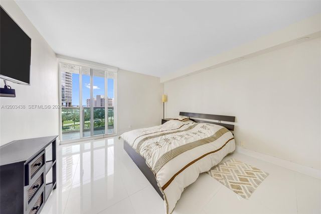 100 Bayview Drive 606, Sunny Isles Beach, FL 33160