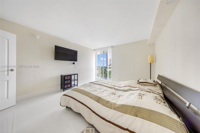 100 Bayview Drive 606, Sunny Isles Beach, FL 33160