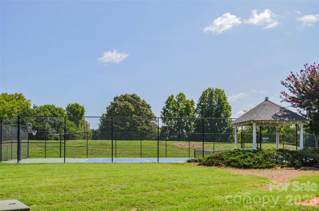 18821 Silver Quay Drive, Cornelius, NC 28031