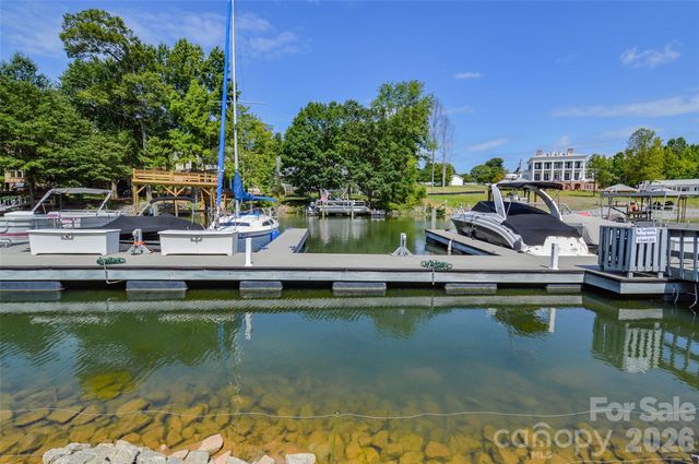 18821 Silver Quay Drive, Cornelius, NC 28031