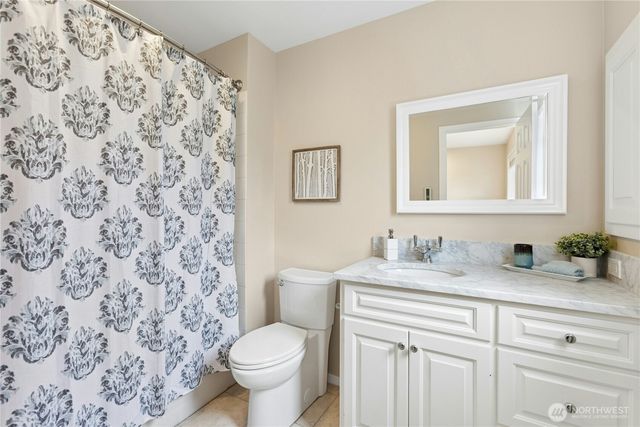 10128 NE 63rd Street, Kirkland, WA 98033