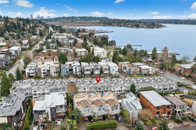 10128 NE 63rd Street, Kirkland, WA 98033