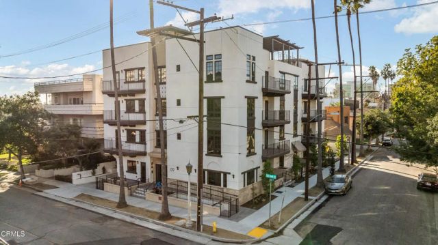 139 S Oak Knoll Avenue 301, Pasadena, CA 91101