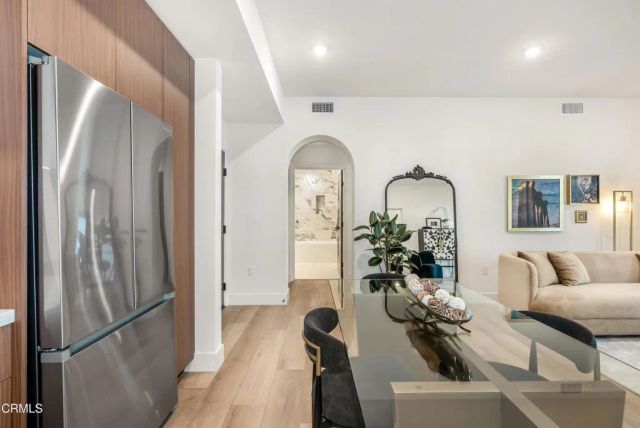 139 S Oak Knoll Avenue 301, Pasadena, CA 91101