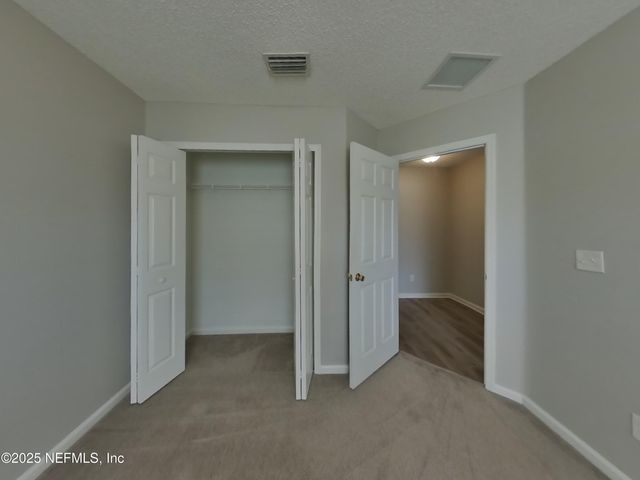 7134 BEEKMAN LAKE Drive S, Jacksonville, FL 32222