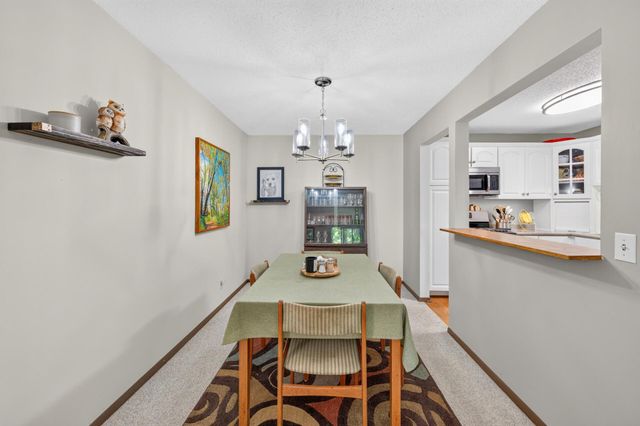 11160 Anderson Lakes Parkway 214, Eden Prairie, MN 55344