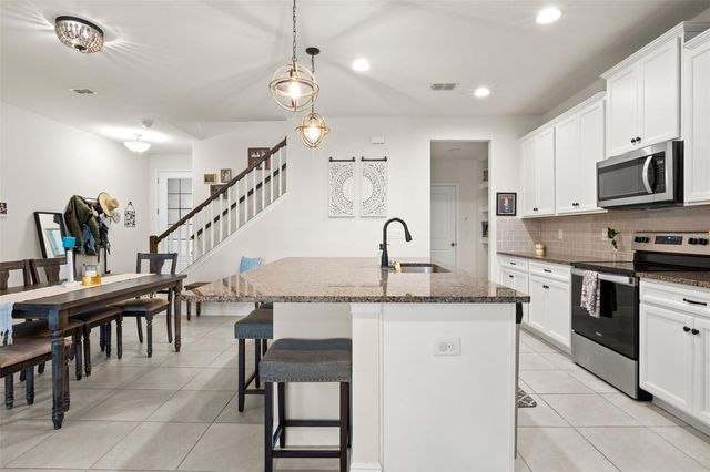 10230 NEWEL VALLEY LOOP, Riverview, FL 33569