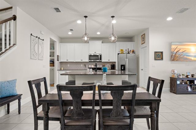 10230 NEWEL VALLEY LOOP, Riverview, FL 33569