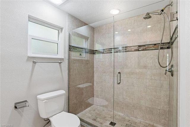 4742 Santa Del Rae AVE, Fort Myers, FL 33901