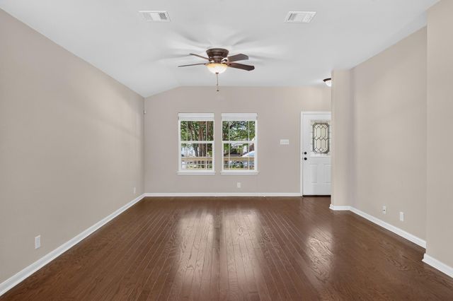 1504 Rices Crossing LN, Round Rock, TX 78664