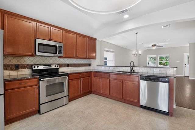 1504 Rices Crossing LN, Round Rock, TX 78664