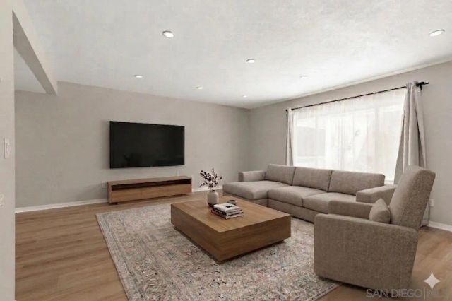 835 E Ave B, Coronado, CA 92118