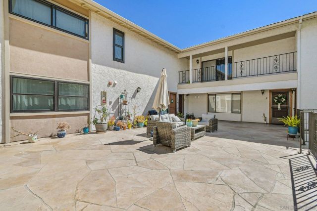 835 E Ave B, Coronado, CA 92118