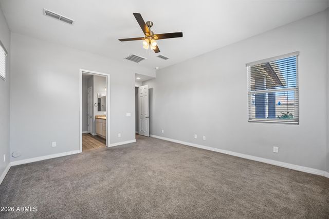 884 E LADBROKE Way, Gilbert, AZ 85297