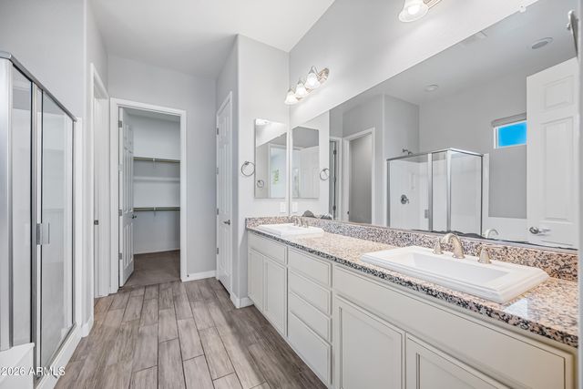 884 E LADBROKE Way, Gilbert, AZ 85297