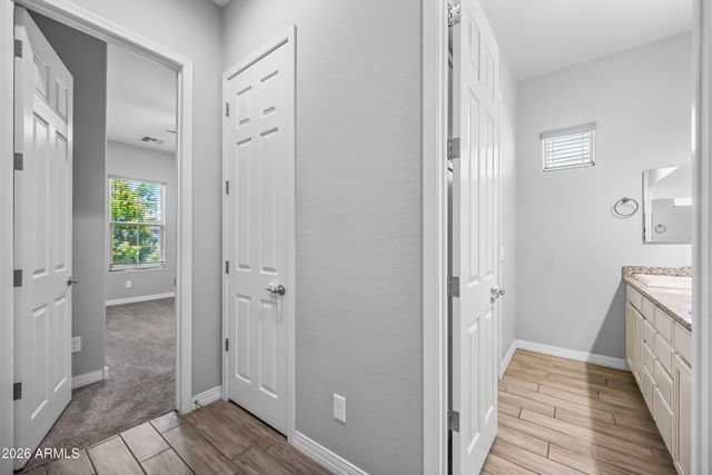 884 E LADBROKE Way, Gilbert, AZ 85297