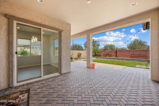 884 E LADBROKE Way, Gilbert, AZ 85297