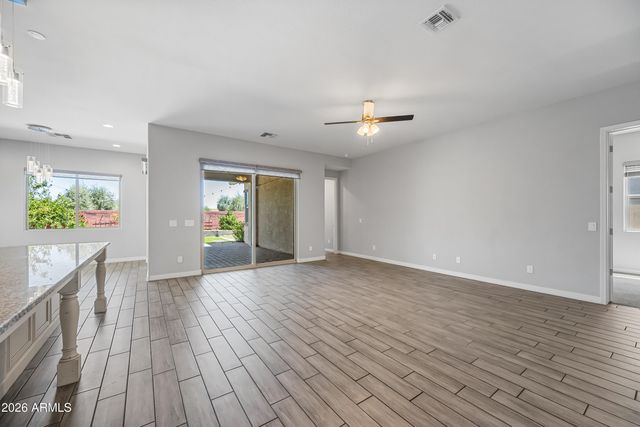 884 E LADBROKE Way, Gilbert, AZ 85297