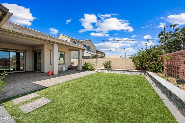 884 E LADBROKE Way, Gilbert, AZ 85297