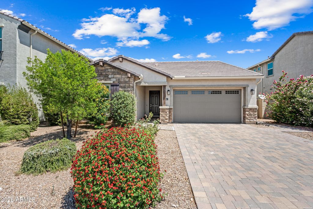 884 E LADBROKE Way, Gilbert, AZ 85297