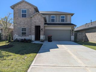 1019 Vista Pointe Drive, Fresno, TX 77545