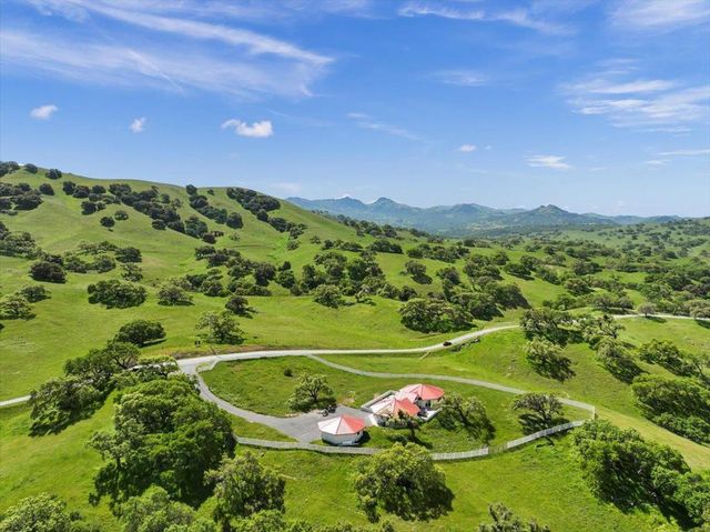 22500 Pacheco Pass Hwy, Hollister, CA 95023