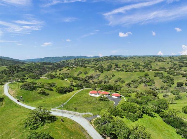 22500 Pacheco Pass Hwy, Hollister, CA 95023