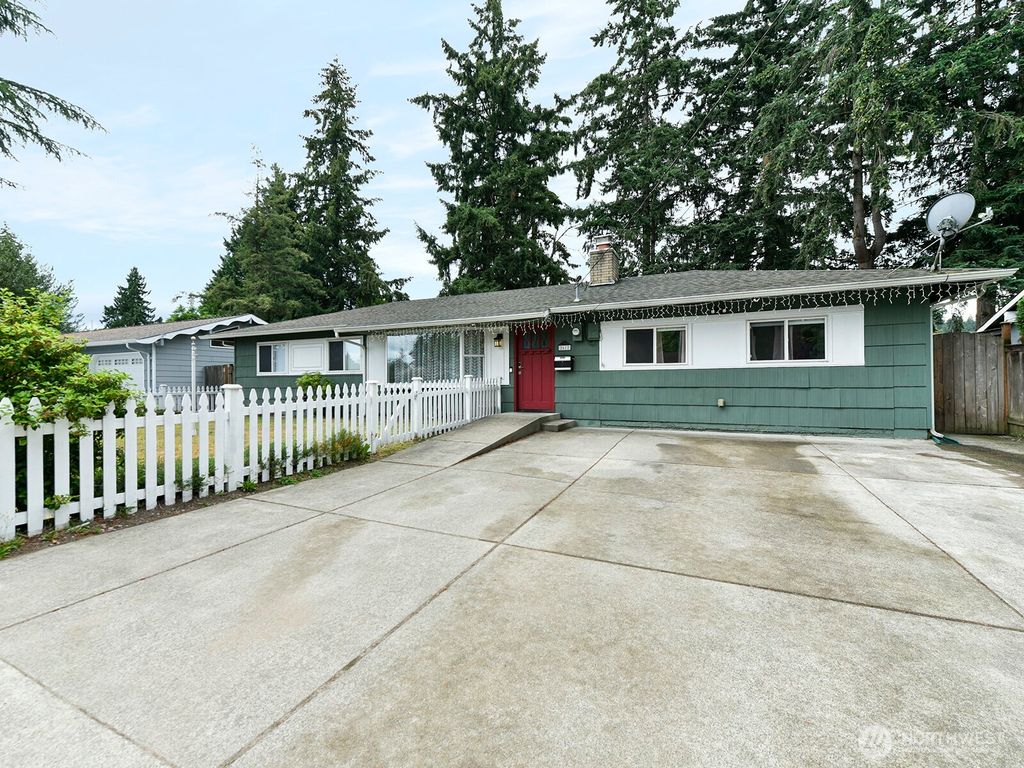 2612 N Street SE, Auburn, WA 98002