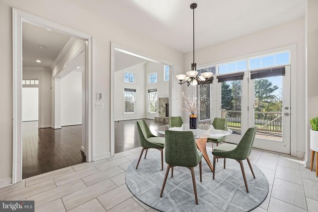 1882 BEULAH RD, Vienna, VA 22182