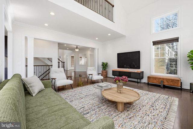 1882 BEULAH RD, Vienna, VA 22182