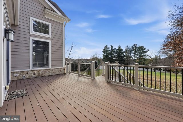 1882 BEULAH RD, Vienna, VA 22182