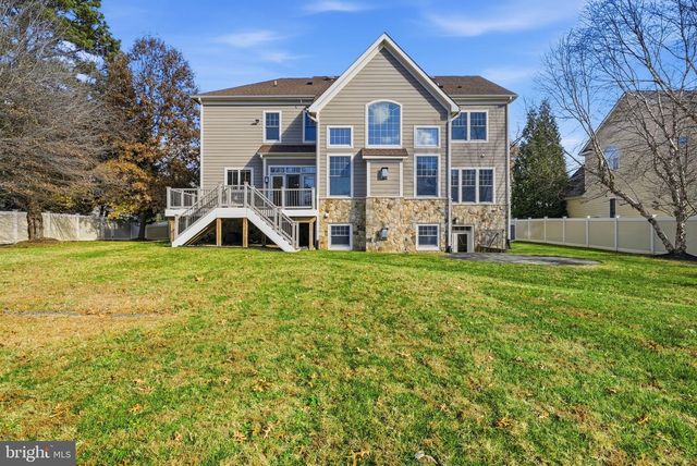 1882 BEULAH RD, Vienna, VA 22182