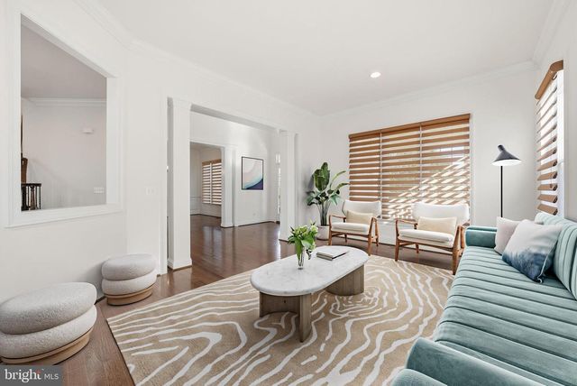 1882 BEULAH RD, Vienna, VA 22182