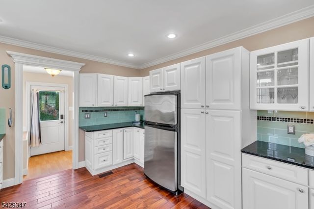 203 Jasinski Ave, Manville Boro, NJ 08835