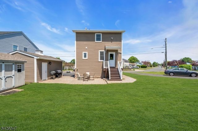 203 Jasinski Ave, Manville Boro, NJ 08835