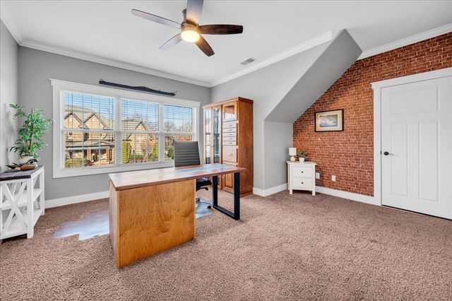 1021 Alice Springs Cir, Spring Hill, TN 37174