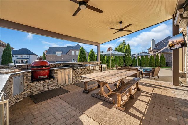 1021 Alice Springs Cir, Spring Hill, TN 37174