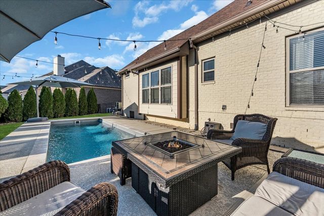 1021 Alice Springs Cir, Spring Hill, TN 37174