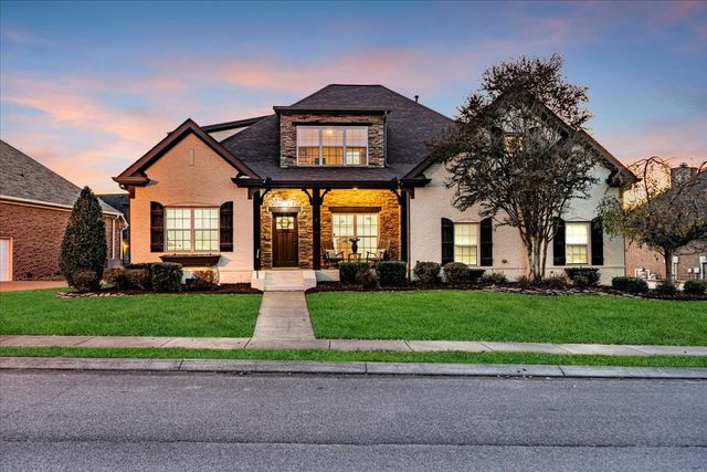 1021 Alice Springs Cir, Spring Hill, TN 37174