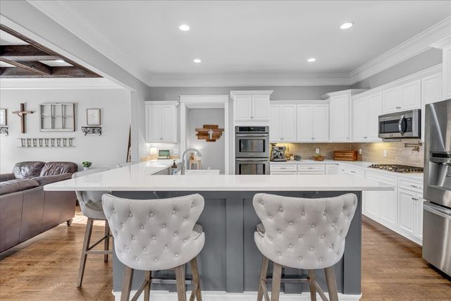 1021 Alice Springs Cir, Spring Hill, TN 37174