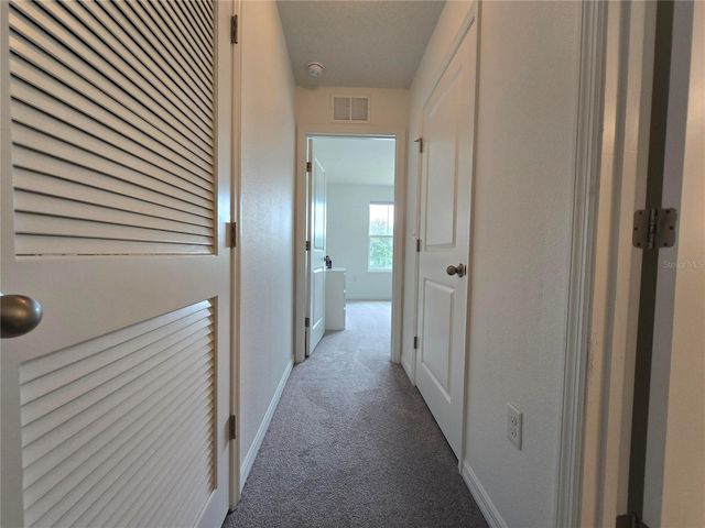 9646 TRONCAIS, Thonotosassa, FL 33592