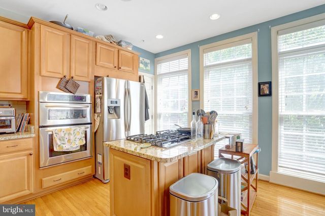 5228 HAROLD SECORD ST, Alexandria, VA 22304