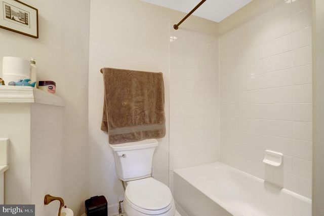 5228 HAROLD SECORD ST, Alexandria, VA 22304
