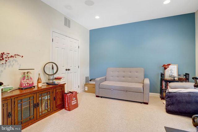 5228 HAROLD SECORD ST, Alexandria, VA 22304