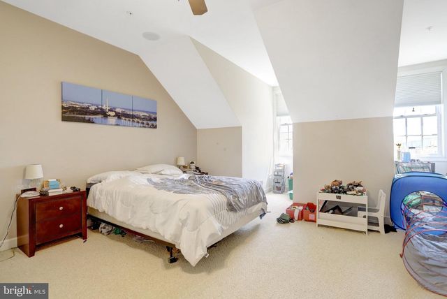 5228 HAROLD SECORD ST, Alexandria, VA 22304