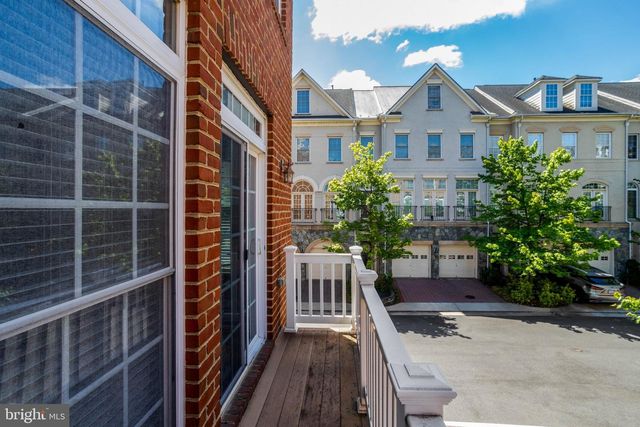 5228 HAROLD SECORD ST, Alexandria, VA 22304
